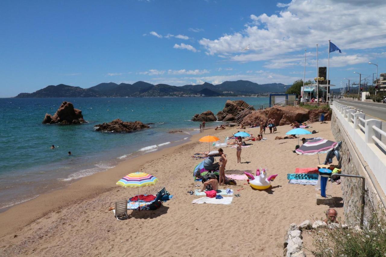 Studio With Beautiful Sea View And Direct Beach Access Cannes Extérieur photo