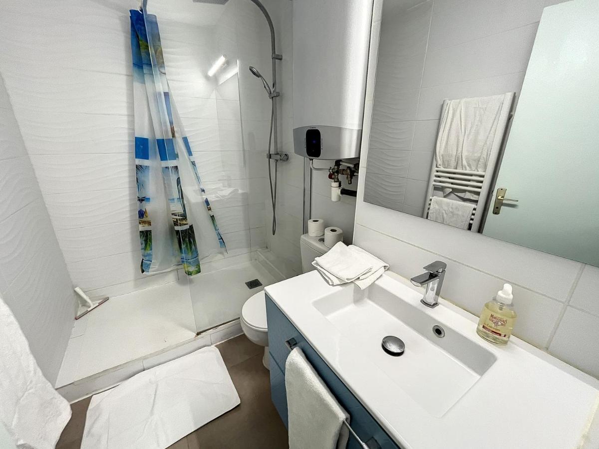 Studio With Beautiful Sea View And Direct Beach Access Cannes Extérieur photo